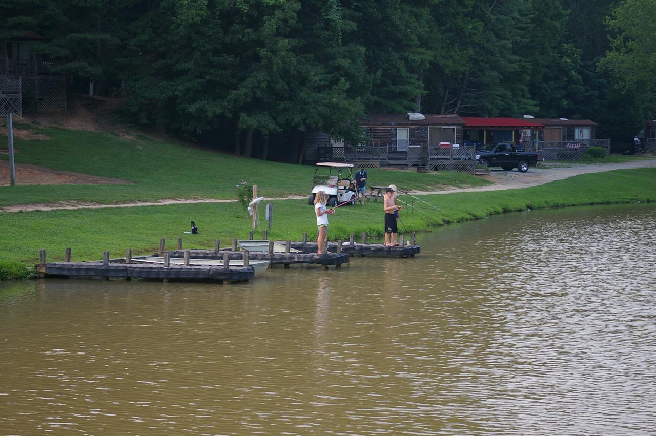 Green Mountain Park Lenoir Buitenkant foto